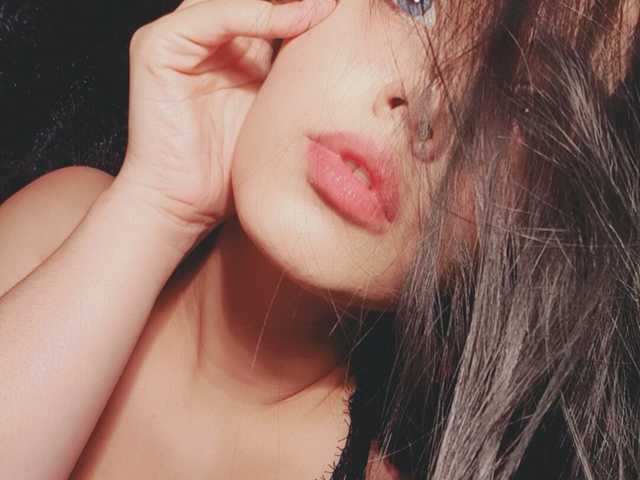 प्रोफ़ाइल की तस्वीर queensquirt0