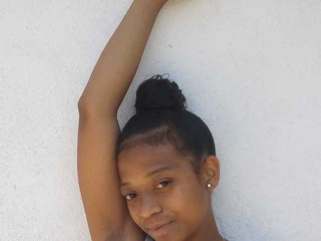 प्रोफ़ाइल की तस्वीर Raissacute