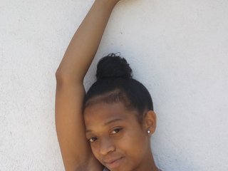 कामुक वीडियो चैट Raissacute