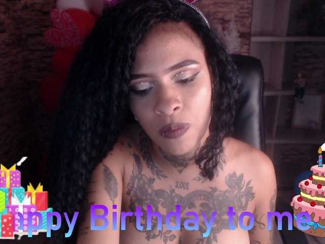 तस्वीरें RaychelLennox ebonylatinabig assbig boobs ebony, young, hairysohw squirt for 1000 tkns