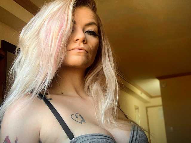 प्रोफ़ाइल की तस्वीर realchichi