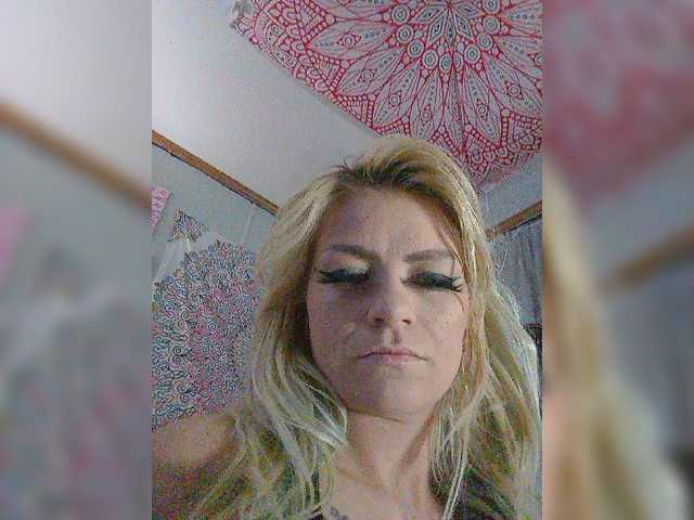 प्रसारण स्क्रीनशॉट realchichi