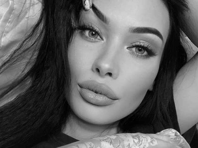 प्रोफ़ाइल की तस्वीर Rebekka