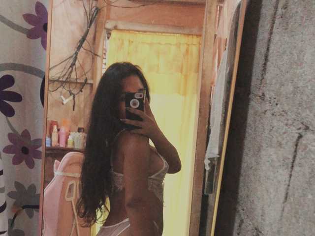 प्रोफ़ाइल की तस्वीर rhianfoxx1