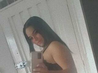 कामुक वीडियो चैट RiiaJones