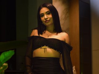 कामुक वीडियो चैट RosalineBenz