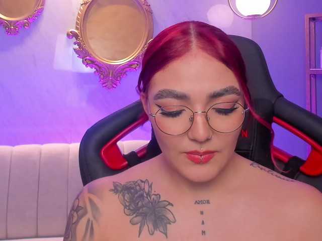 प्रसारण स्क्रीनशॉट RosalineMay