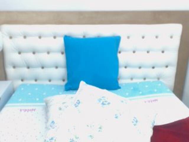 प्रसारण स्क्रीनशॉट RosieLuxe