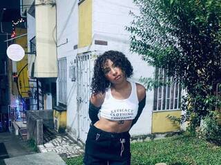 कामुक वीडियो चैट roxane-summer