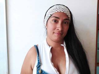 कामुक वीडियो चैट RoxannaJones