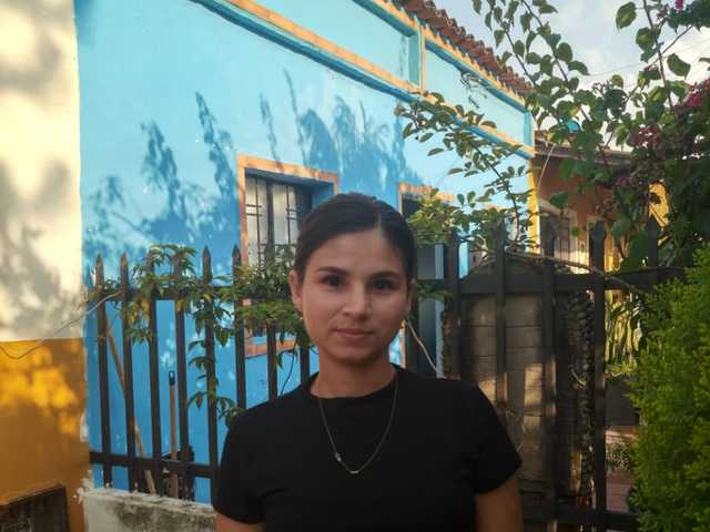 प्रोफ़ाइल की तस्वीर roxanne98