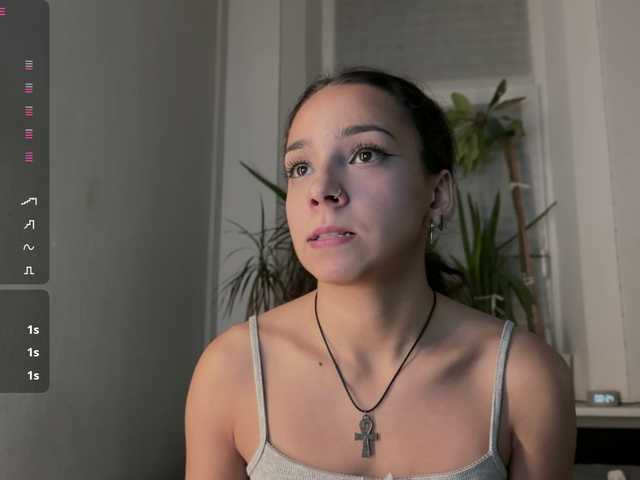 प्रसारण स्क्रीनशॉट roxieflexie