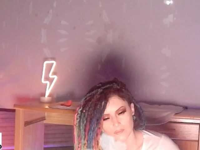 प्रसारण स्क्रीनशॉट RoxieLovesick