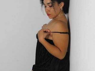 कामुक वीडियो चैट Roxy-010