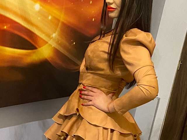 प्रोफ़ाइल की तस्वीर RoxyBigAss