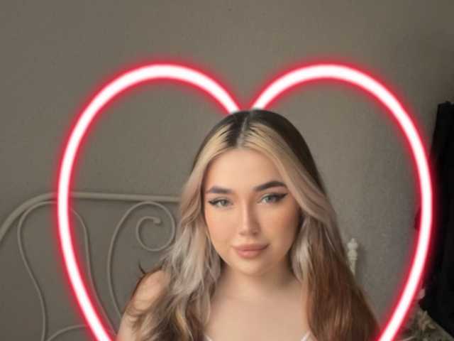 प्रोफ़ाइल की तस्वीर RoxySakura