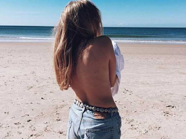 प्रोफ़ाइल की तस्वीर RoxySparkle01