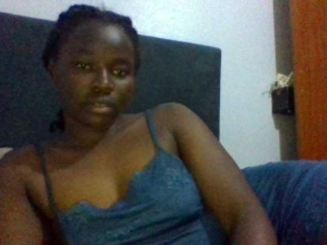 प्रसारण स्क्रीनशॉट rozybeauty