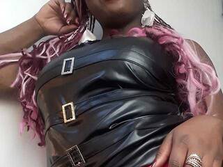 कामुक वीडियो चैट RubyQveen