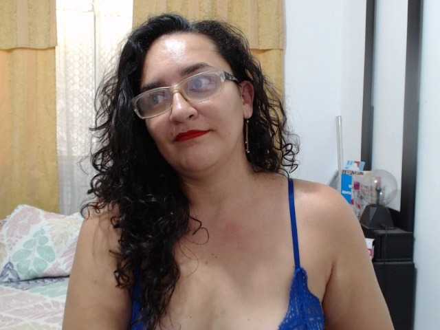 तस्वीरें SaimaJayeb Sound during the PVT or tkns show here !!!! I love man flirtatious and very affectionate *** Make me vibrate and my Squirt is ready for you ***#lovense #squirt #mature #hairy #anal #pvt