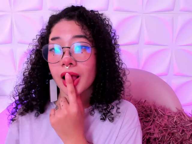 तस्वीरें SakuraMillk ohaio onichan! ♥ My body wants to be yours and cum with pleasure Striptease + Blowjob with ahegao + deepthroat @remain tks Private on Subscribe to my fan club ♥