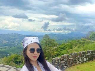 कामुक वीडियो चैट SaloRouse