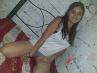 कामुक वीडियो चैट samantaking25