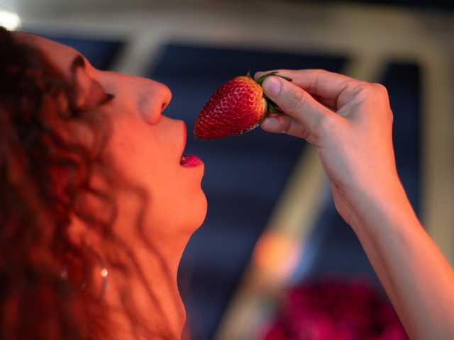 प्रोफ़ाइल की तस्वीर SamantaMilff