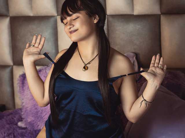 प्रोफ़ाइल की तस्वीर Samantha-js