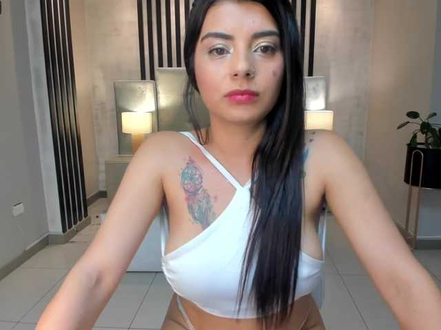तस्वीरें SamanthaGrand ♥ My body wants to feel your touch. Let’s have fun! ♥ IG @samantha.grandcm ♥ At goal Ride dildo ♥ @remain