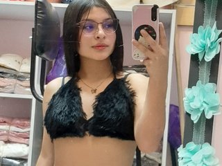 कामुक वीडियो चैट sammythxx