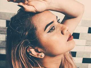 कामुक वीडियो चैट samynandez