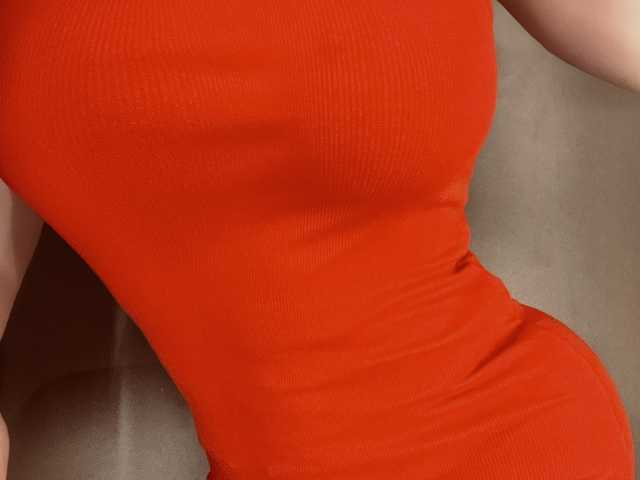 प्रोफ़ाइल की तस्वीर Sandra-public-boobs
