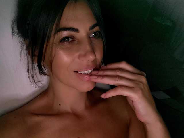 प्रोफ़ाइल की तस्वीर SandraWildd
