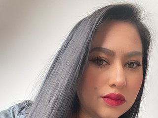 कामुक वीडियो चैट Sara-Kiss