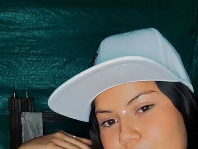 प्रोफ़ाइल की तस्वीर sara18a