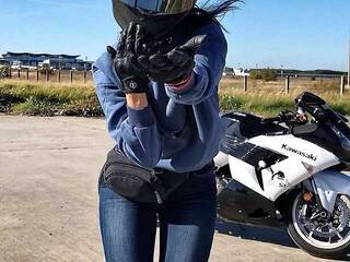 कामुक वीडियो चैट SaraBet