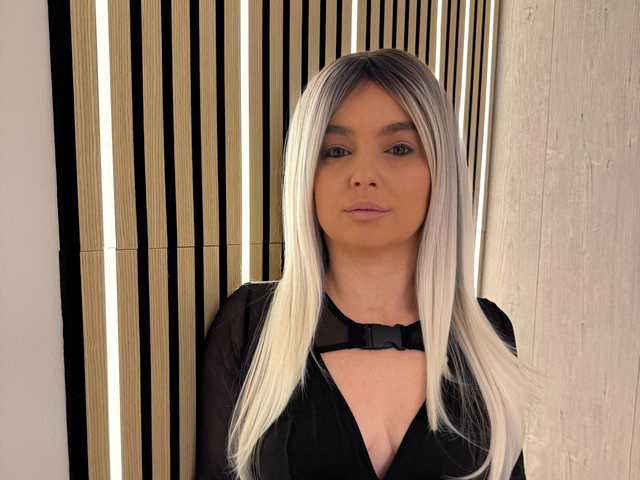 प्रोफ़ाइल की तस्वीर SarahAnn_Official