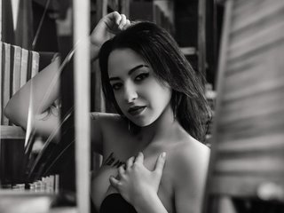 कामुक वीडियो चैट Sarah-Dumont