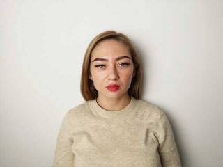 कामुक वीडियो चैट SaraVega