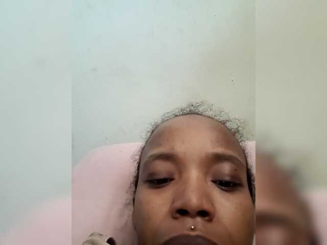 प्रसारण स्क्रीनशॉट ScarlettDiorFoxx