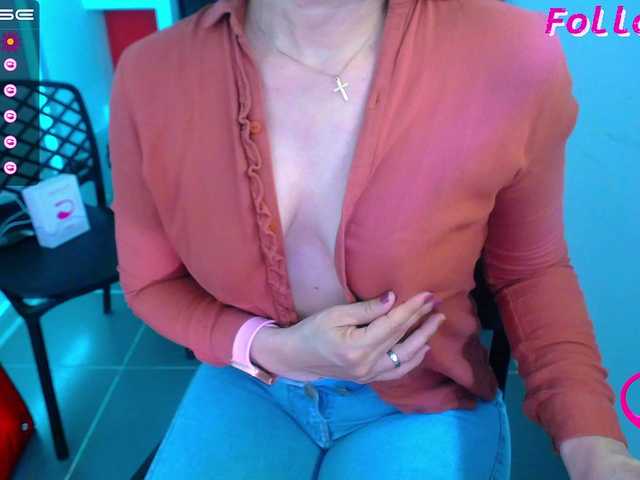 तस्वीरें scarlettsex2 good morning guy***isses to all ..being naughty with my lovense...fill me with pleasure ..with the tips ..of desire 44.58.69.77.84.94,110,180...cum...250..200,,squirt 300, naked 290