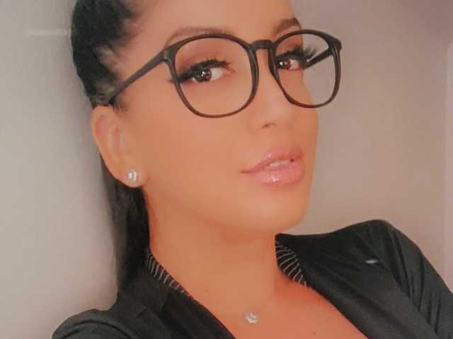 प्रोफ़ाइल की तस्वीर ExcitingWoman