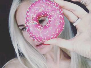 कामुक वीडियो चैट Seeleenaa