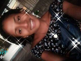 कामुक वीडियो चैट selennerosse