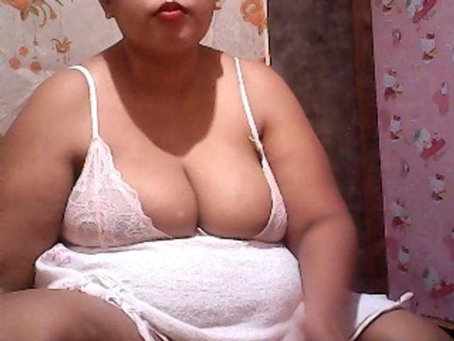 तस्वीरें sexcumgirlcam hi guys i wana show u my tits if u time 15 tokenn and pussy is 3o token lets make have some fun in prvt guys