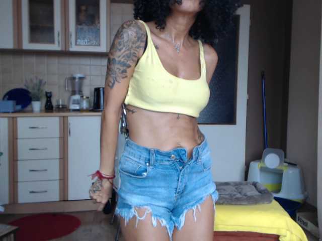 प्रसारण स्क्रीनशॉट SexiBelle