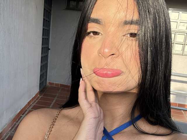 प्रोफ़ाइल की तस्वीर SexxCarlyy
