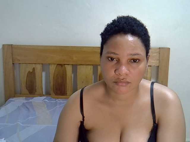 प्रसारण स्क्रीनशॉट Sexxiequeen