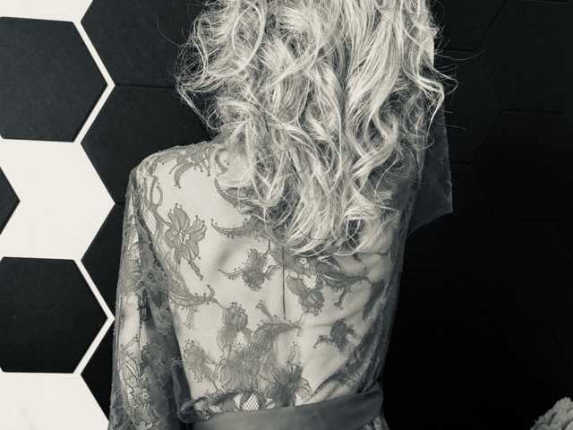 प्रोफ़ाइल की तस्वीर Sexy-s